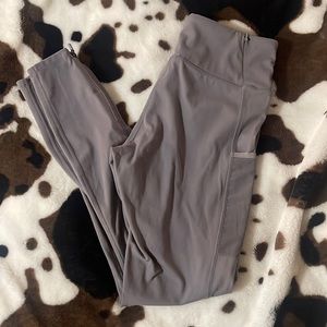 Fabletics | Trinity Motion365 | high-waisted | Utility Legging | size large